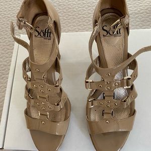 SOFFT Gladiator Style Heels